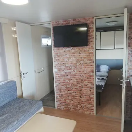 Mobile Luna Apartment *